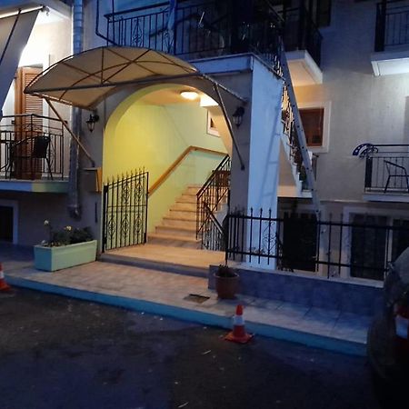Violatos Studios Agia Efimia Bagian luar foto